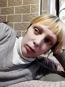 Snapshot of Ponka2011 chatting on November 18, 2025, 6:28 am Ponka2011 online show from November 18, 2025, 6:28 am