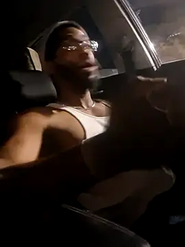 Snapshot of 214KingLonggg chatting on March 27, 2026, 11:44 am 214KingLonggg online show from March 27, 2026, 11:44 am