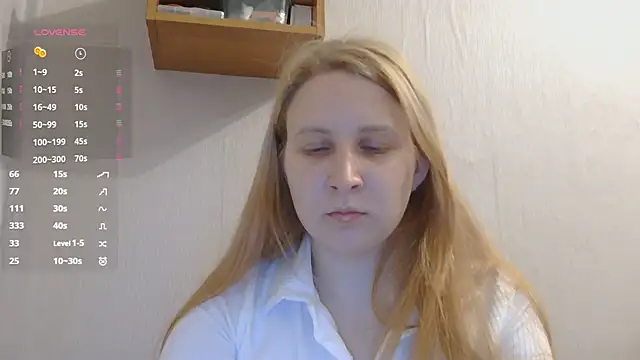 CamillaMachak online show from October 8, 2025, 4:08 pm