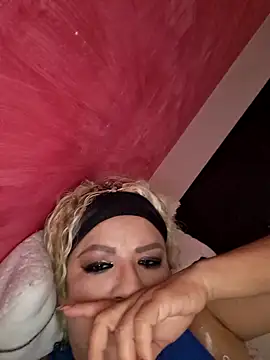 Snapshot of Areli_Salomon chatting on September 27, 2025, 4:24 pm Areli Salomon online show from September 27, 2025, 4:24 pm