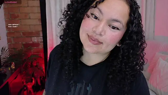 Chubby Licius online show from April 10, 2026, 11:56 pm