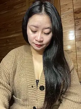 Snapshot of violet-00 chatting on February 1, 2026, 1:37 am violet-00 online show from February 1, 2026, 1:37 am