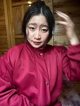 Snapshot of violet-00 chatting on February 16, 2026, 2:27 pm violet-00 online show from February 16, 2026, 2:27 pm