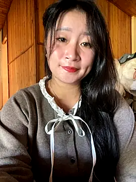 violet-00 online show from October 30, 2025, 1:15 am