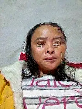 Snapshot of xuxulovezz chatting on October 22, 2025, 11:20 am xuxulovezz online show from October 22, 2025, 11:20 am