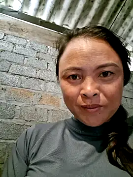 Snapshot of xuxulovezz chatting on September 28, 2025, 2:29 am xuxulovezz online show from September 28, 2025, 2:29 am