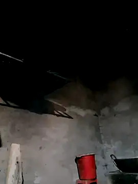 Snapshot of xuxulovezz chatting on November 3, 2025, 12:27 am xuxulovezz online show from November 3, 2025, 12:27 am