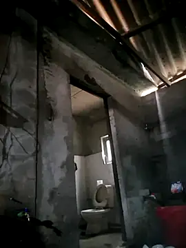 Snapshot of xuxulovezz chatting on November 5, 2025, 12:36 am xuxulovezz online show from November 5, 2025, 12:36 am