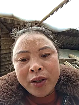 xuxulovezz online show from February 14, 2026, 4:45 am