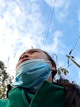 Snapshot of xuxulovezz chatting on November 24, 2025, 12:21 am xuxulovezz online show from November 24, 2025, 12:21 am