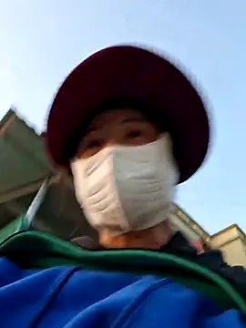 Snapshot of xuxulovezz chatting on November 26, 2025, 11:38 pm xuxulovezz online show from November 26, 2025, 11:38 pm