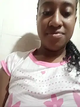 Snapshot of Susy16 chatting on November 17, 2025, 12:31 pm Susy16 online show from November 17, 2025, 12:31 pm