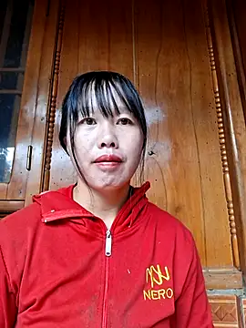 helenzz online show from October 15, 2025, 12:09 am