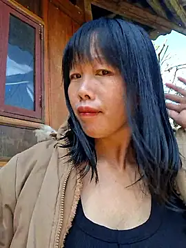 helenzz online show from November 23, 2025, 3:27 am