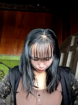 helenzz online show from September 30, 2025, 1:00 am