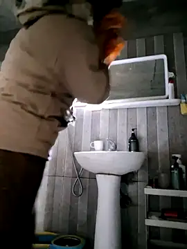 helenzz online show from November 27, 2025, 1:06 am