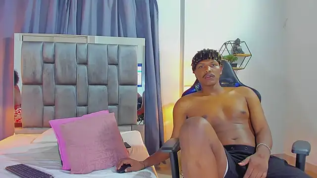 blakeandaxel online show from October 9, 2025, 3:29 am