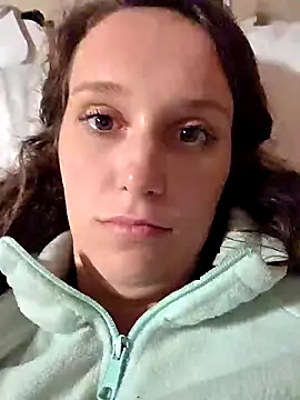 brunettebabexo3 online show from October 23, 2025, 5:39 am