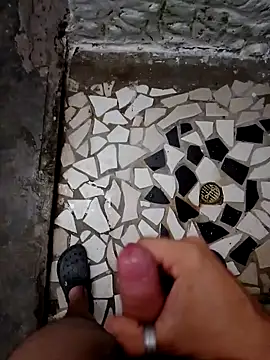 Snapshot of SALCEDO_041198 chatting on October 7, 2025, 12:28 pm SALCEDO 041198 online show from October 7, 2025, 12:28 pm