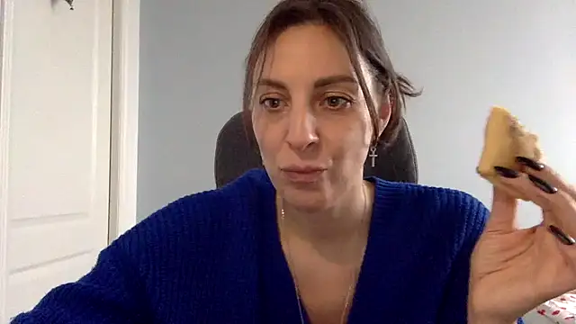 Myronell online show from October 14, 2025, 11:22 am