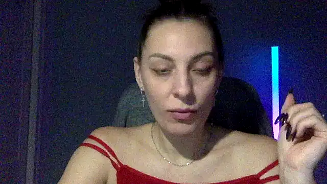 Myronell online show from November 17, 2025, 5:28 pm