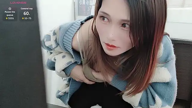 lizi- online show from November 6, 2025, 7:12 am