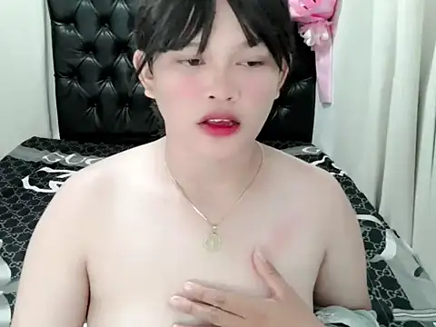 chennybbgirl online show from June 28, 2026, 4:02 pm