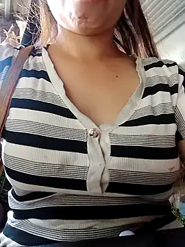 ruby-00 online show from October 15, 2025, 1:59 am