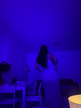 AylinHazellx online show from October 22, 2025, 7:13 pm