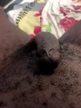 Snapshot of HUGE_BLACK_DICKY chatting on November 19, 2025, 9:53 am HUGE BLACK DICKY online show from November 19, 2025, 9:53 am