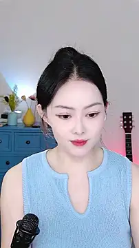 Snapshot of L--emon chatting on September 26, 2025, 11:50 am L--emon online show from September 26, 2025, 11:50 am