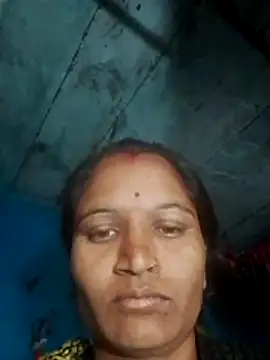 Pooja6060 online show from November 15, 2025, 2:48 am