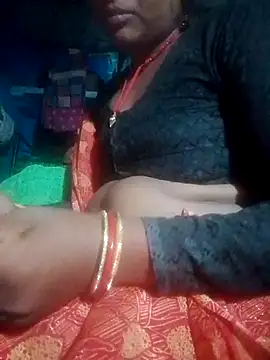 Pooja6060 online show from November 3, 2025, 3:15 pm