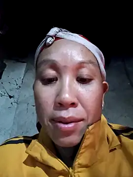 Snapshot of vtmbae chatting on November 30, 2025, 11:55 am vtmbae online show from November 30, 2025, 11:55 am