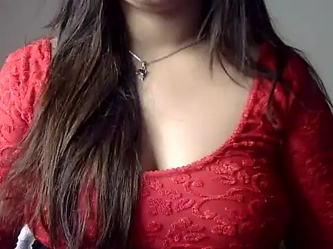 Aaliya02 online show from October 26, 2025, 10:04 am