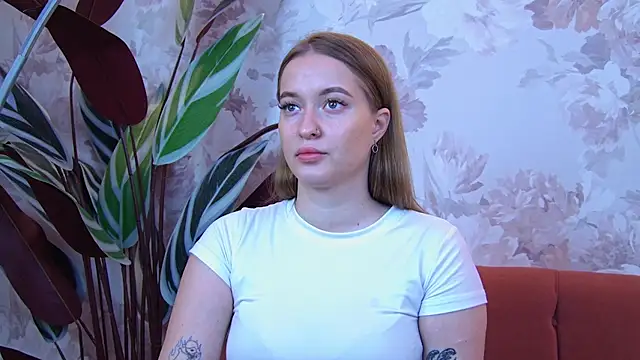 Snapshot of Eva_Haris chatting on September 29, 2025, 6:09 am Eva Haris online show from September 29, 2025, 6:09 am