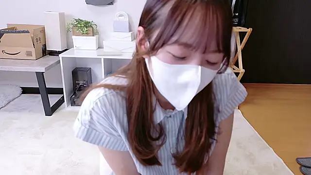 saku sakura  online show from October 8, 2025, 12:28 pm
