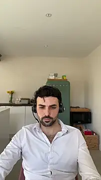 eauminerale online show from February 25, 2026, 10:15 am