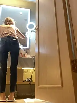 miumiu-66 online show from December 20, 2025, 6:49 am