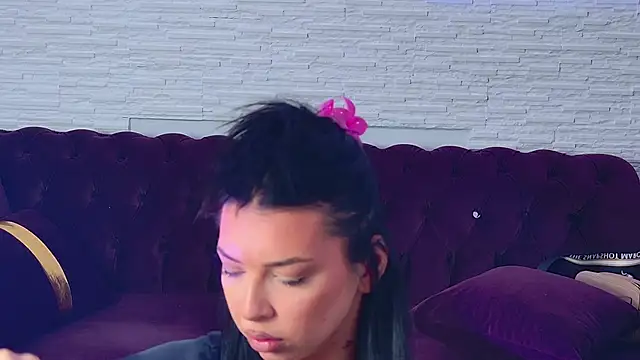 MeganSin  online show from February 10, 2026, 5:28 am