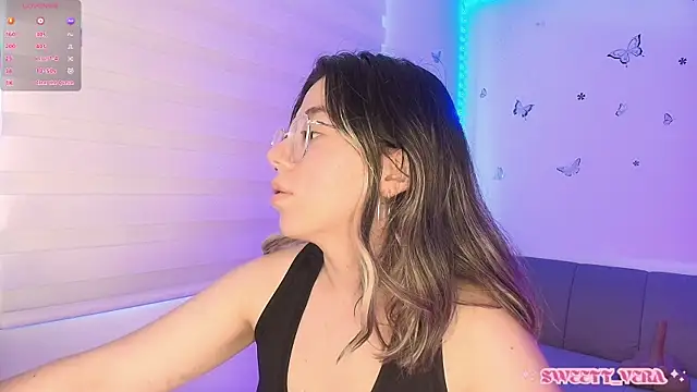 sweettvera online show from April 15, 2026, 7:58 pm