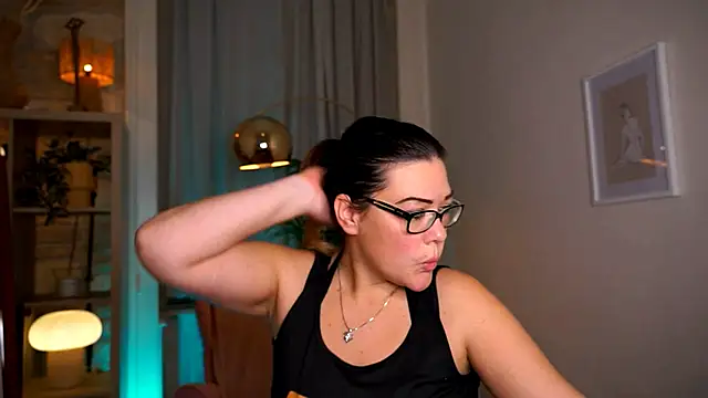 Snapshot of mrs_fllowerr chatting on November 28, 2025, 6:41 pm mrs fllowerr online show from November 28, 2025, 6:41 pm