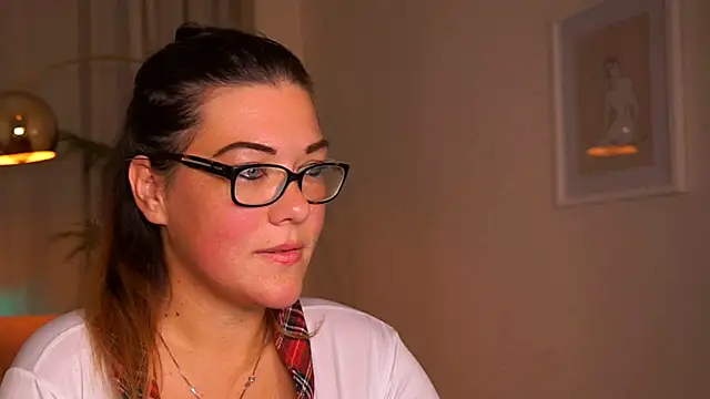 Snapshot of mrs_fllowerr chatting on October 23, 2025, 5:11 pm mrs fllowerr online show from October 23, 2025, 5:11 pm