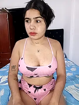 Snapshot of Sashalana chatting on January 11, 2026, 10:11 am Sashalana online show from January 11, 2026, 10:11 am