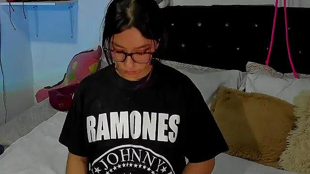 ValeryTatto online show from October 18, 2025, 11:56 am