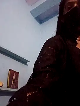 Snapshot of Rashmi-Kavya chatting on September 26, 2025, 8:38 pm Rashmi-Kavya online show from September 26, 2025, 8:38 pm