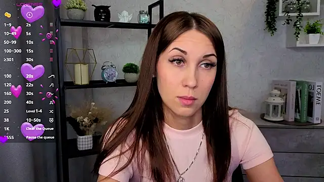 DreamVelour online show from January 12, 2026, 7:20 pm