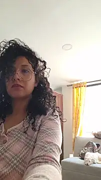 LondonHilton online show from April 12, 2026, 3:04 pm