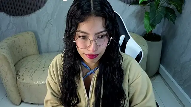 elowhyn dior tp online show from October 1, 2025, 12:42 pm