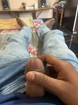 slaveboi9876 online show from January 8, 2026, 7:03 am